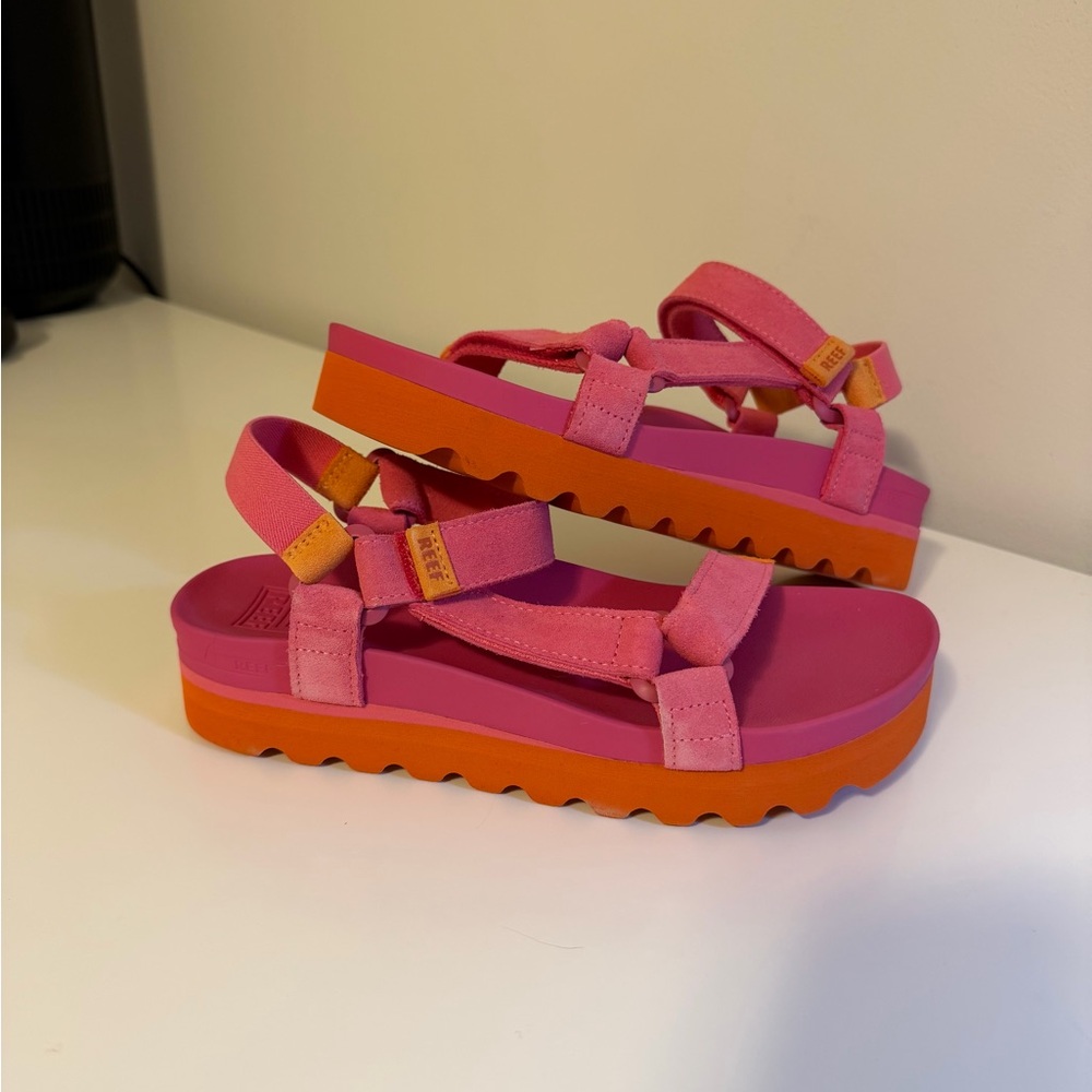 NEW Reef Platform Sandals, Sz 8